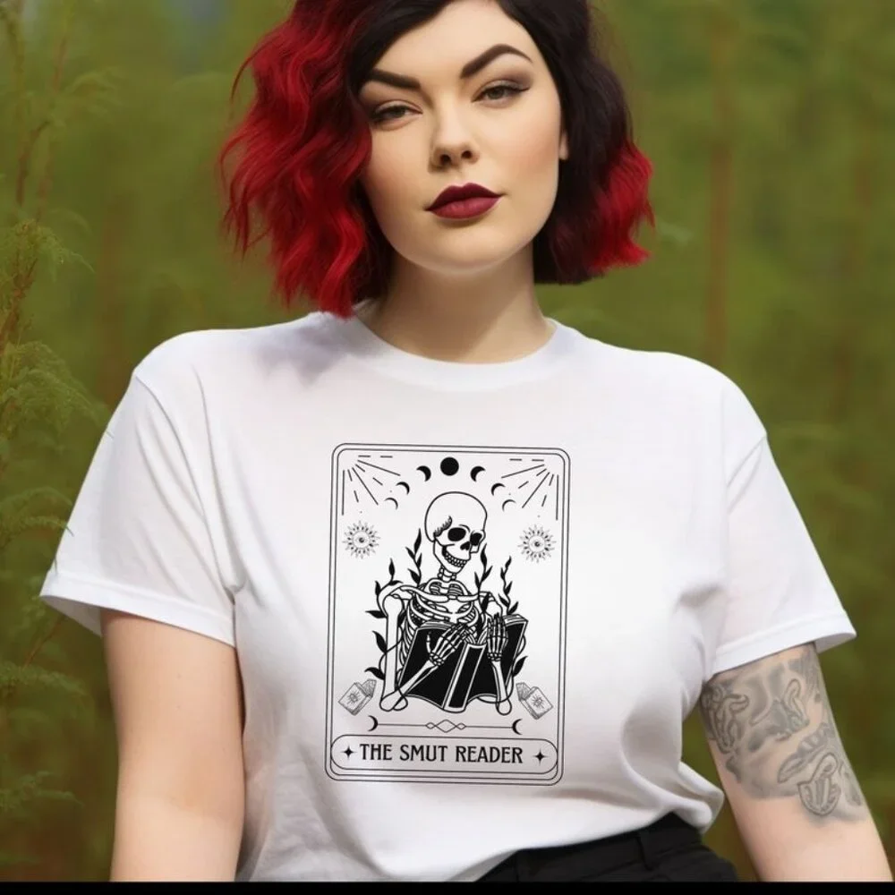 The Smut Reader Tarot Card T-Shirt, Skeleton Reading T Shirt - Picture 1 of 4